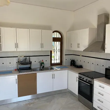 Majorelle Apartments * 罗希姆诺